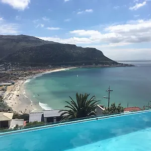  Apartment Above The Sea