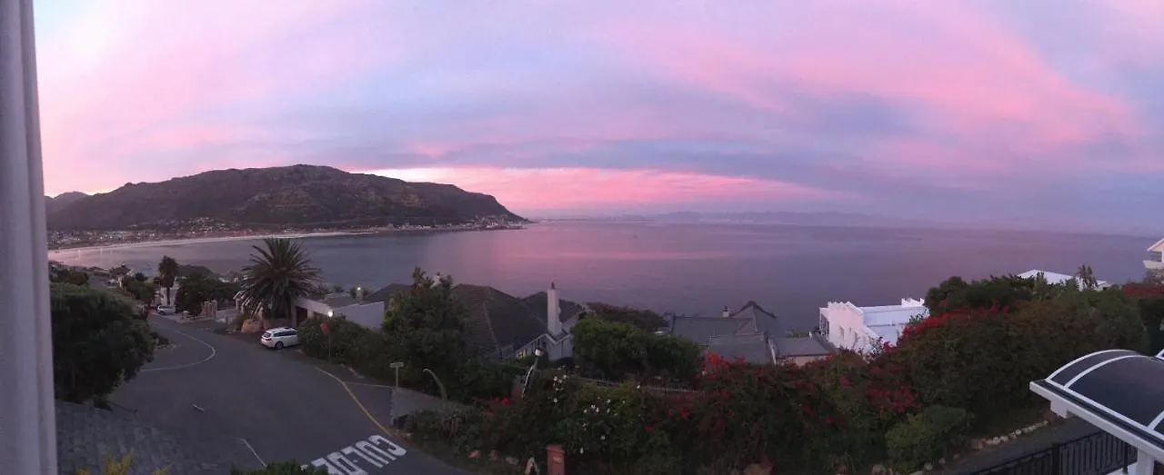 Whale'S Tale Apartment Fish Hoek 0*,  South Africa